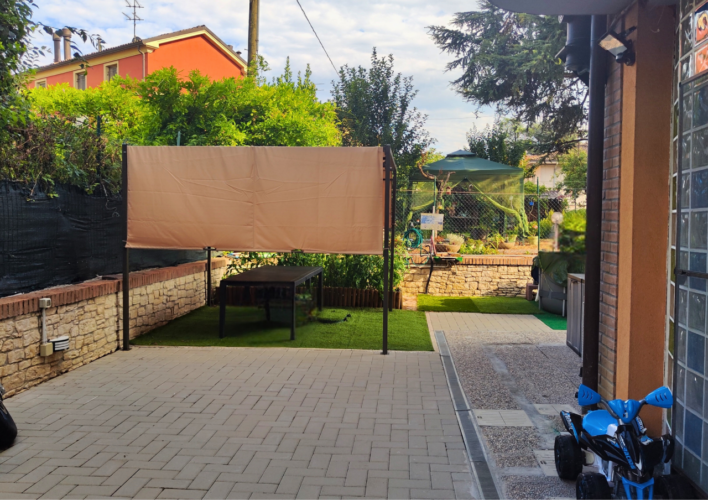 INDIPENDENZA E VERDE A BOTTEGHINO: TRILOCALE CON GIARDINO