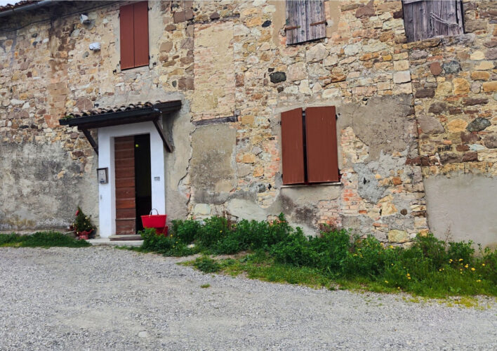 FORNOVO: PROPRIETA’ AGRICOLA CON TERRENI E FABBRICATI RURALI
