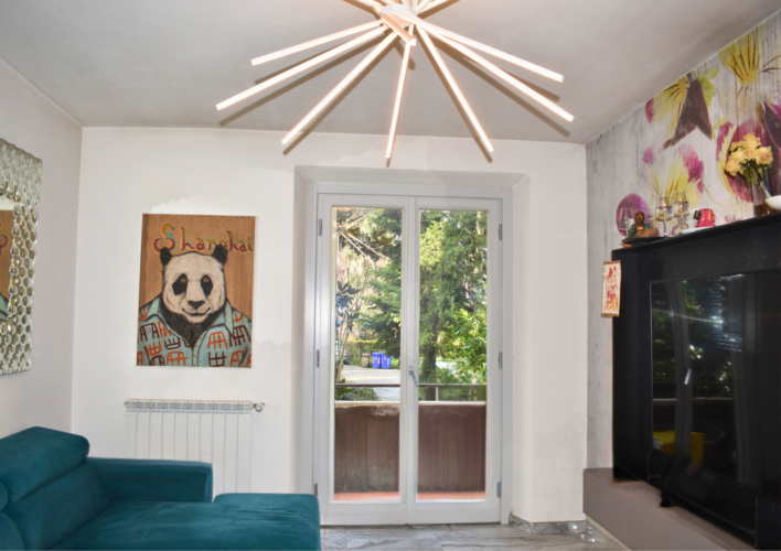 INTERNA VIA EMILIO LEPIDO: TRILOCALE RISTRUTTURATO