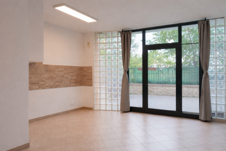 INDIPENDENZA E VERDE A BOTTEGHINO: TRILOCALE CON GIARDINO