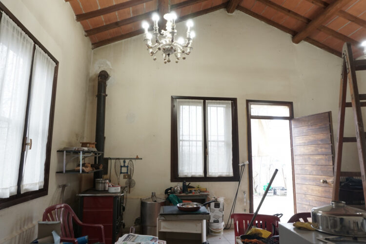 MAGAZZINO CON INGRESSO INDIPENDENTE A MEZZANI: INVESTIMENTO SICURO