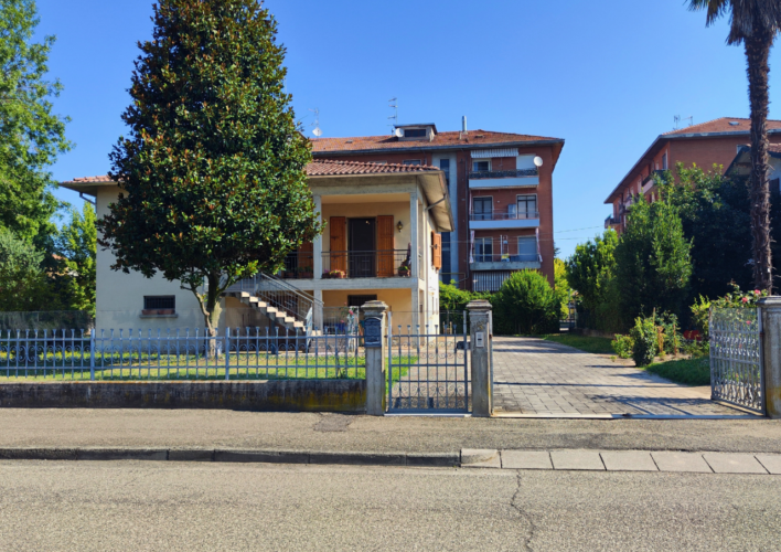 SPAZI FLESSIBILI E GARAGE DOPPIO: LA TUA NUOVA CASA INDIPENDENTE