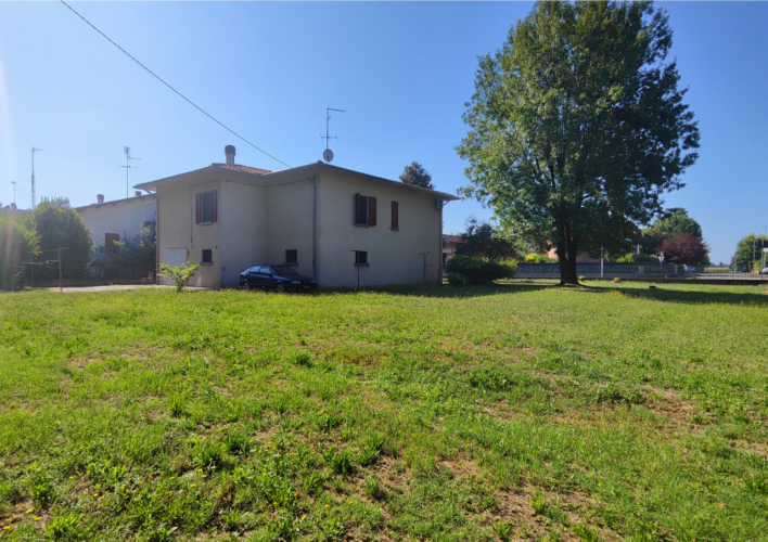 SPAZI FLESSIBILI E GARAGE DOPPIO: LA TUA NUOVA CASA INDIPENDENTE