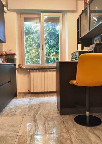 INTERNA VIA EMILIO LEPIDO: TRILOCALE RISTRUTTURATO