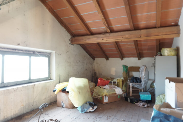 MAGAZZINO CON INGRESSO INDIPENDENTE A MEZZANI: INVESTIMENTO SICURO