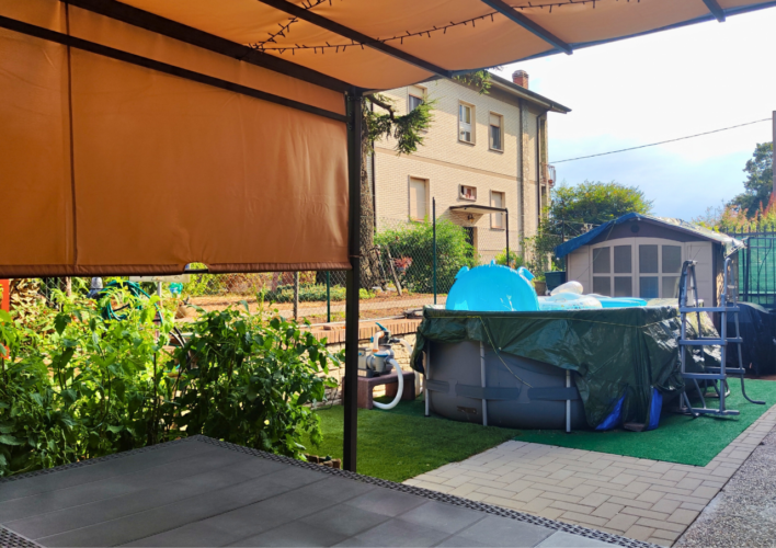 INDIPENDENZA E VERDE A BOTTEGHINO: TRILOCALE CON GIARDINO