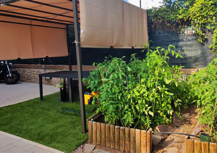 INDIPENDENZA E VERDE A BOTTEGHINO: TRILOCALE CON GIARDINO