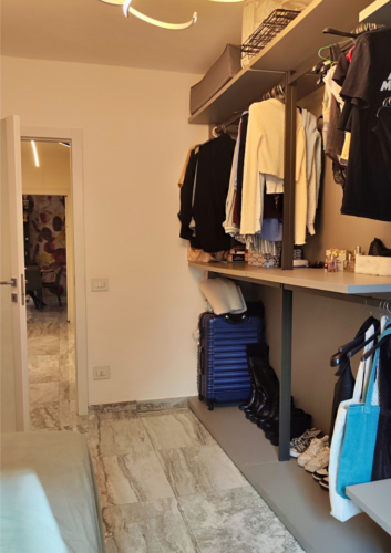 INTERNA VIA EMILIO LEPIDO: TRILOCALE RISTRUTTURATO