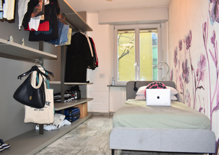 INTERNA VIA EMILIO LEPIDO: TRILOCALE RISTRUTTURATO