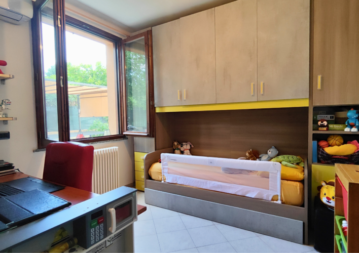 INDIPENDENZA E VERDE A BOTTEGHINO: TRILOCALE CON GIARDINO