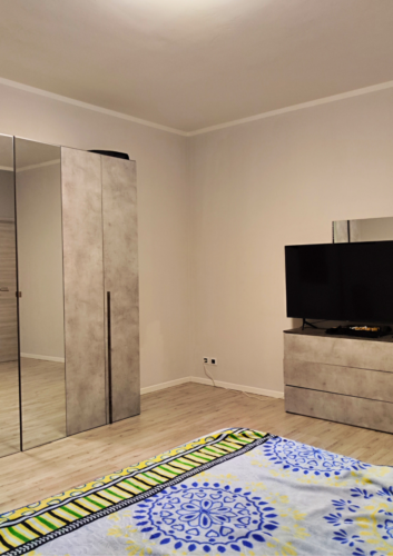 PARMA: QUADRILOCALE RISTRUTTURATO COMODO AI SERVIZI