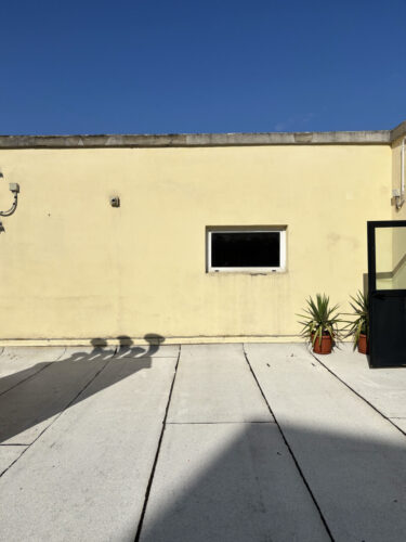 QUADRILOCALE SIGNORILE A DUE PASSI DALLA PILOTTA