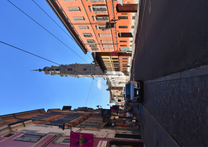 NEGOZIO ESCLUSIVO IN CONTESTO STORICO E DI FASCINO