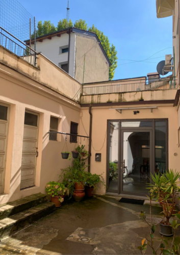 TRILOCALE CON TERRAZZA IN CENTRO