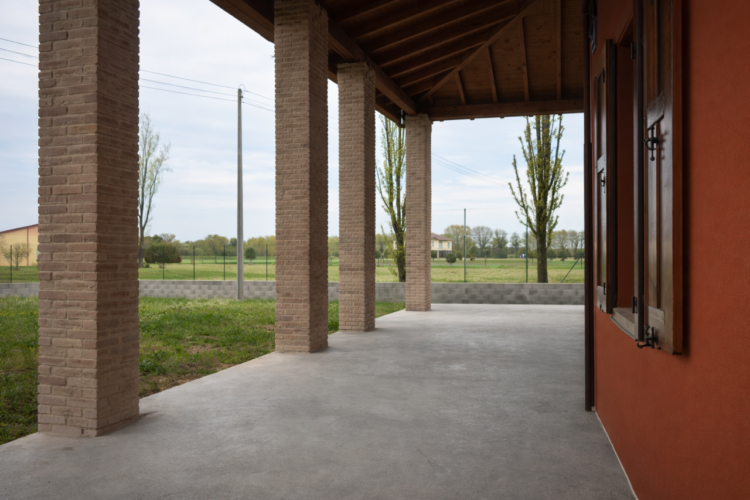 BIFAMILIARE NUOVA A BAGANZOLA: INDIPENDENZA E QUALITÀ ABITATIVA