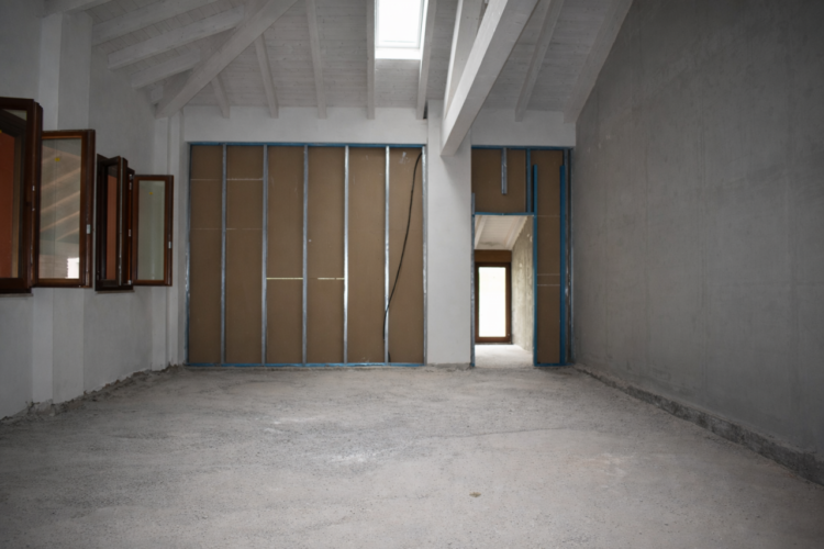 BIFAMILIARE NUOVA A BAGANZOLA: INDIPENDENZA E QUALITÀ ABITATIVA