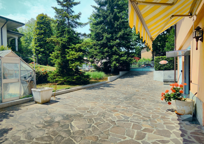 SAN LAZZARO: DUE UNITÀ, UN UNICO GRANDE SPAZIO