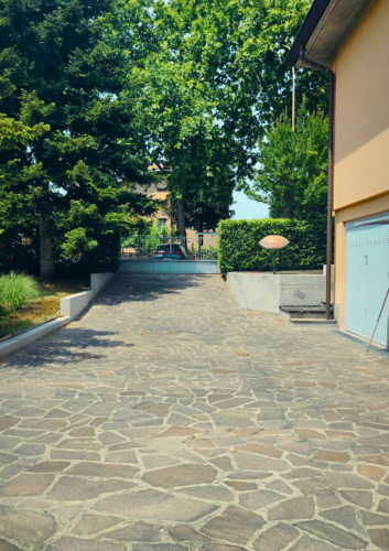 SAN LAZZARO: DUE UNITÀ, UN UNICO GRANDE SPAZIO