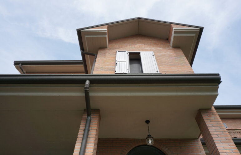 SPAZIO, COMFORT E TRANQUILLITÀ NEL CUORE DI COLORNO