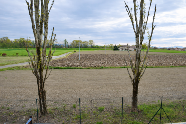 BIFAMILIARE NUOVA A BAGANZOLA: INDIPENDENZA E QUALITÀ ABITATIVA