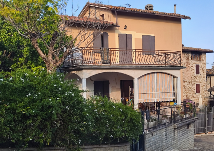GIARDINO PRIVATO E INDIPENDENZA: L’OCCASIONE CHE CERCHI A LANGHIRANO