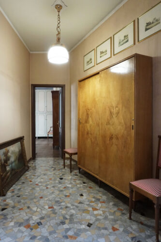 QUADRILOCALE SIGNORILE A DUE PASSI DALLA PILOTTA