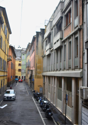 MODERNO LOFT IN CENTRO A PARMA